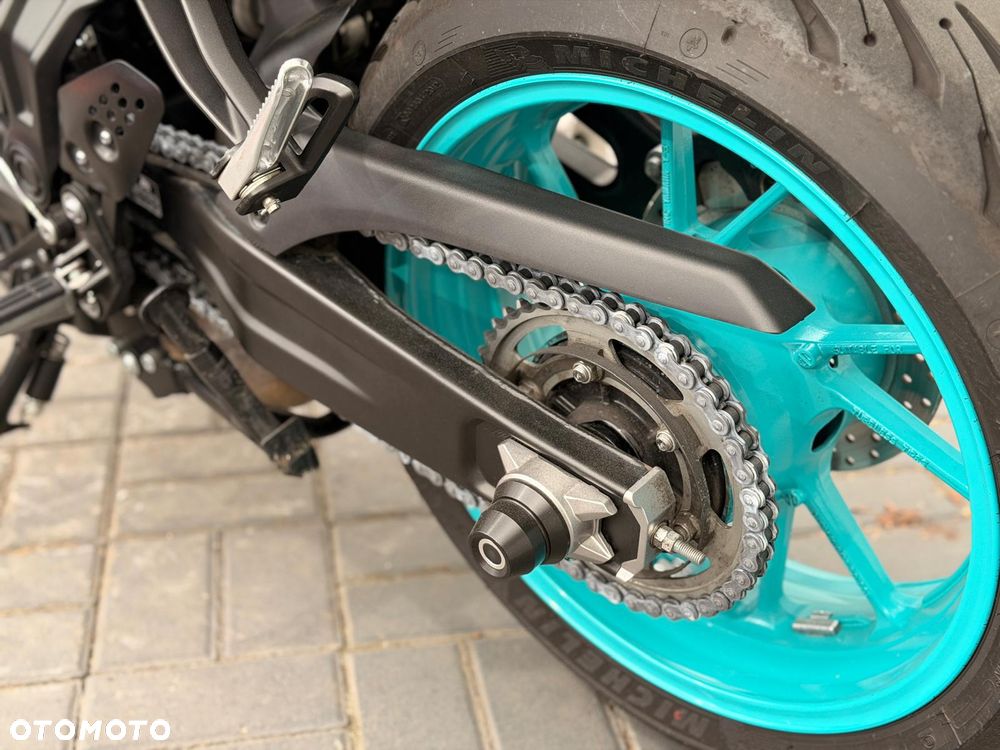 Yamaha MT - 13