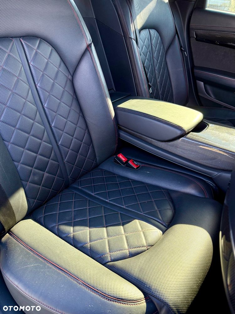 Audi A8 4.2 TDI Quattro - 19