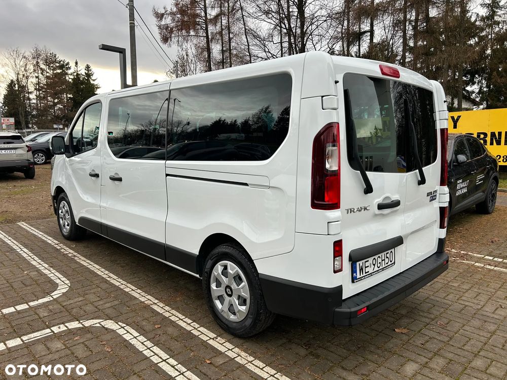 Renault Trafic 2.0 dCi - 4