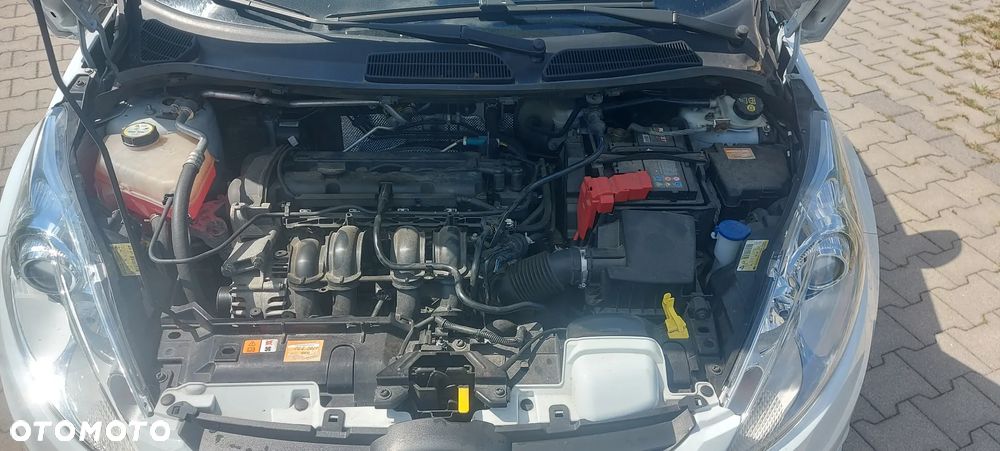 Ford Fiesta 1.4 Titanium - 22