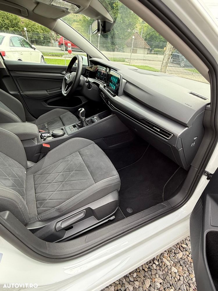 VOLKSWAGEN Golf 2021 — imagine 25