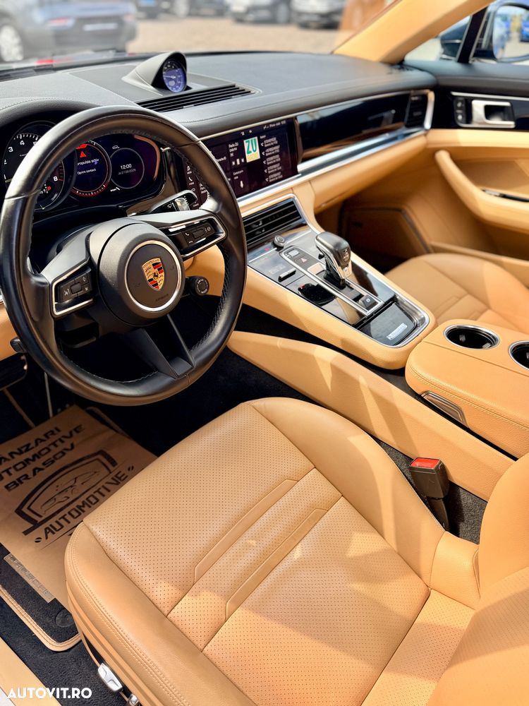 Porsche Panamera 4 - 10