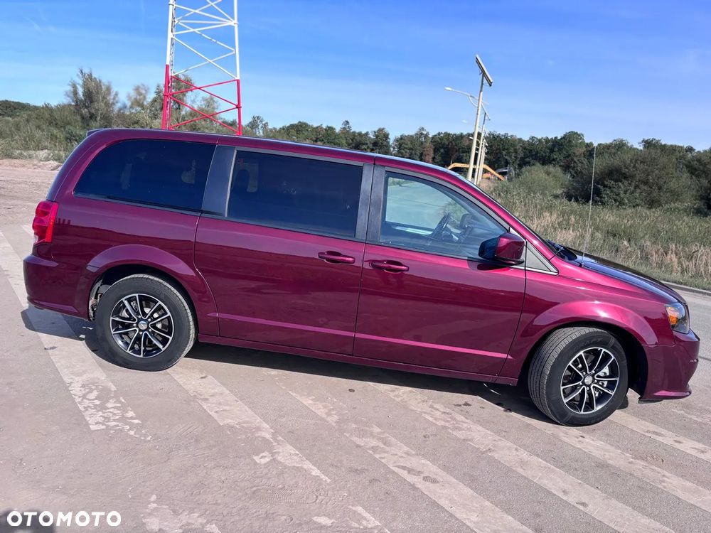 Dodge Grand Caravan 3.6 R/T - 4