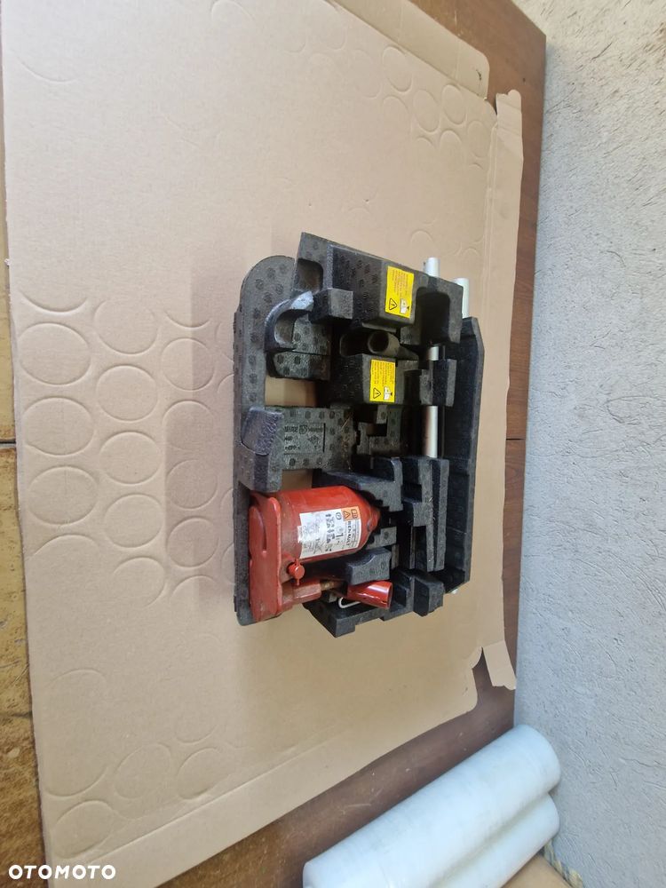 LEWAREK KLUCZ ZESTAW NAPRAWCZY RENAULT MASTER IV - 18