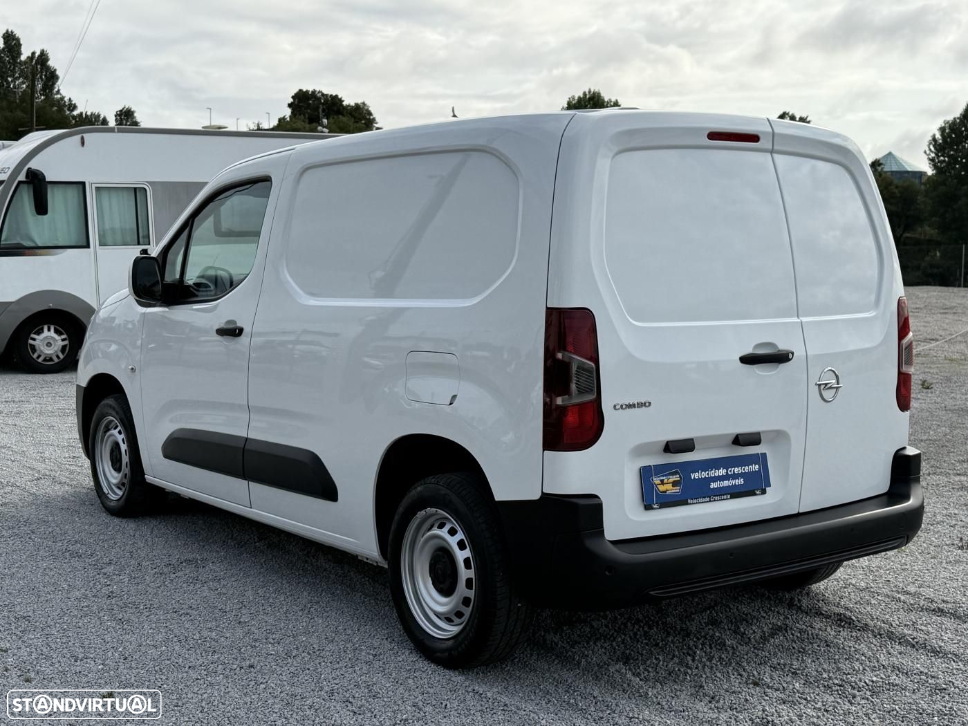 Opel Combo 1.5 CDTI IVA Dedutivel 3 Lug. Ecrã - 11