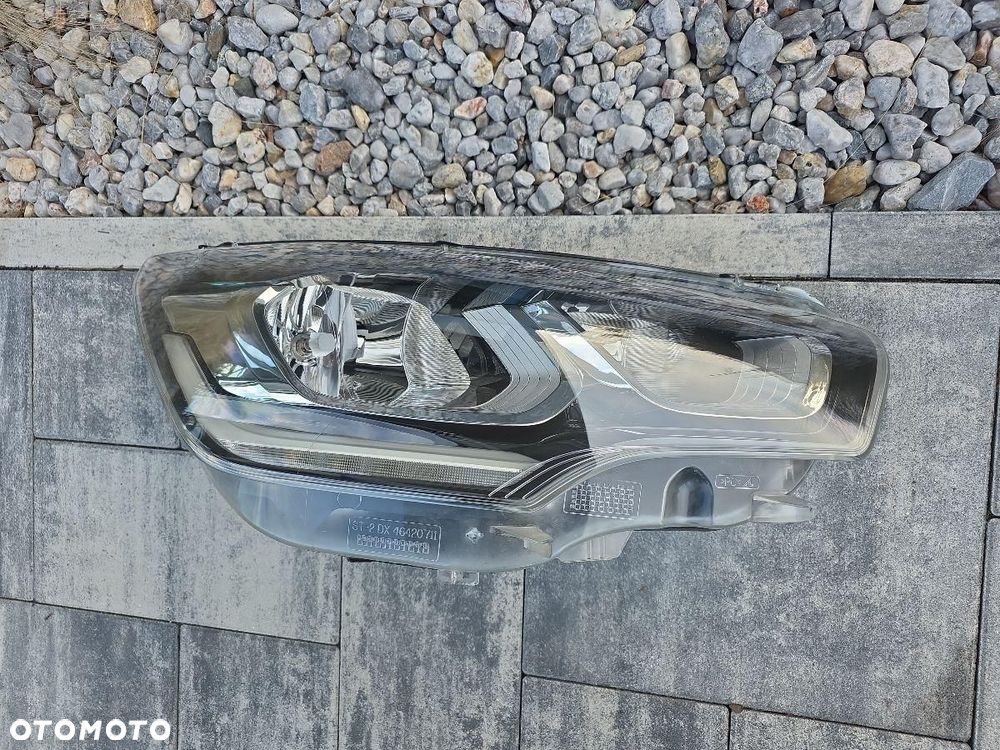 CITROEN C4 II 2 DS4 LIFT Lampa prawa przód Zwykła H7 98086237 - 8