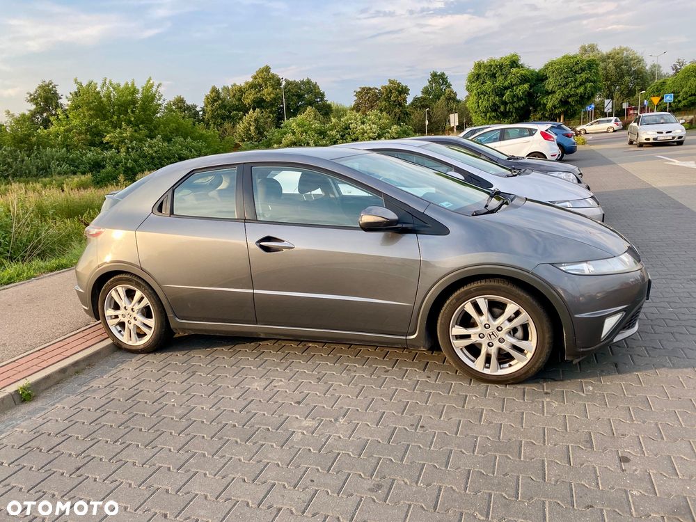 Honda Civic 1.8 Executive - 2