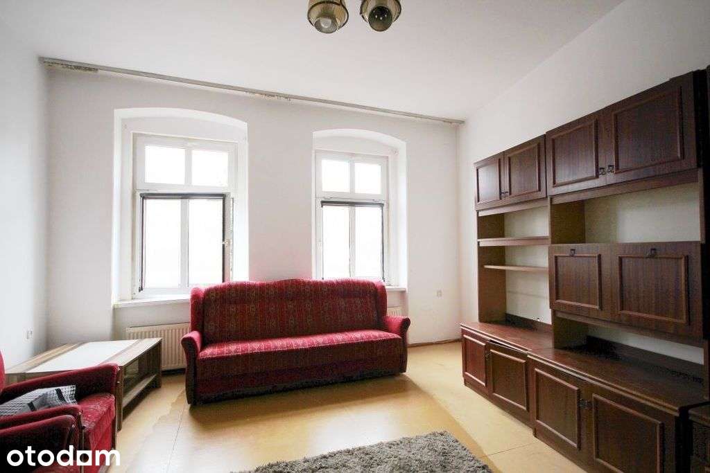 2 Pokoje | Parter | Wyszyńskiego | Kamienica