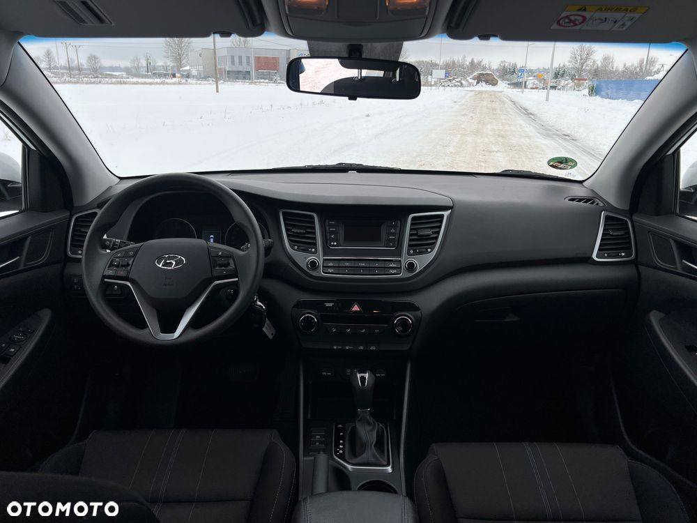 Hyundai Tucson 1.7 CRDI BlueDrive Style 2WD DCT - 18