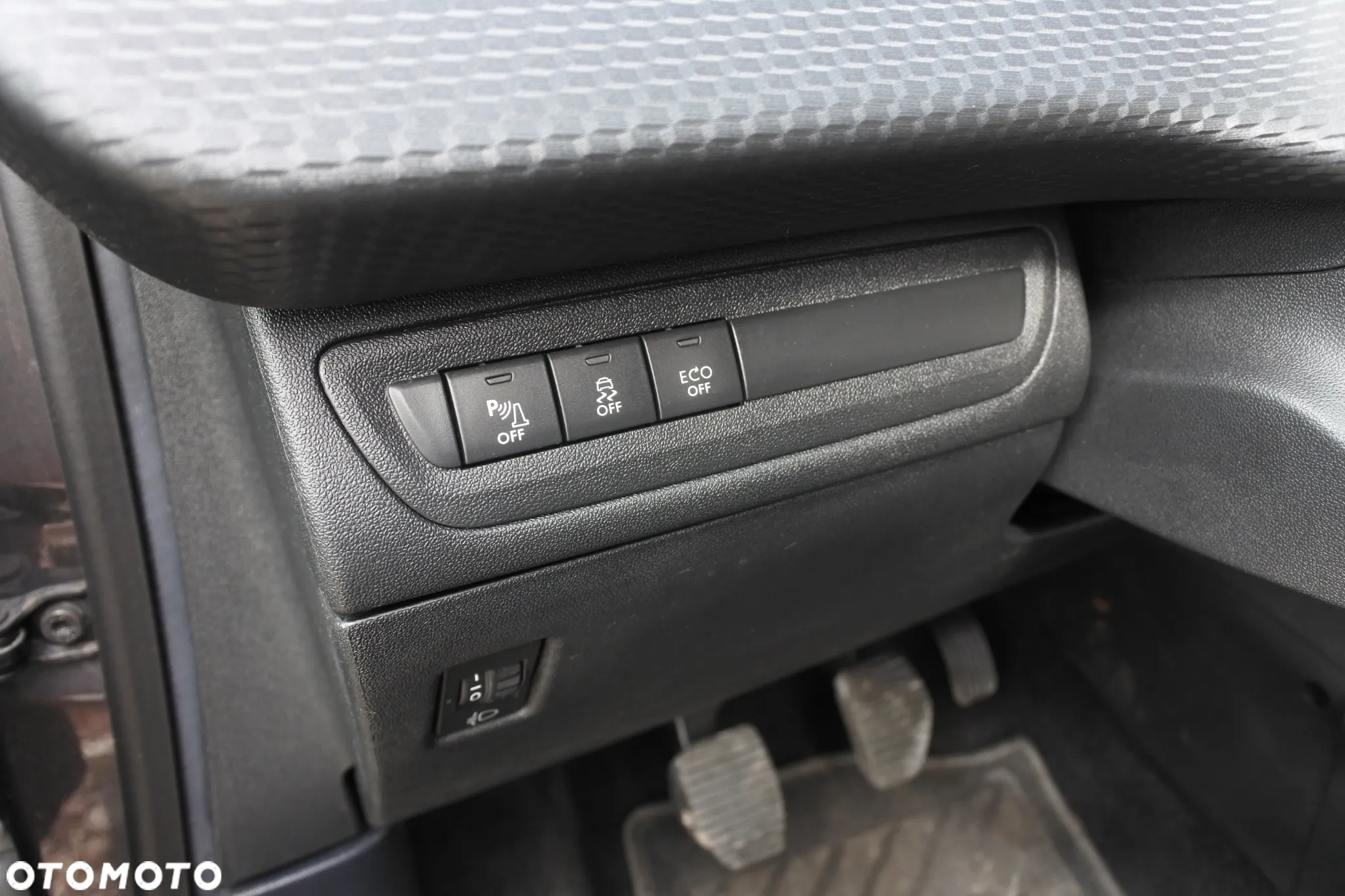 Peugeot 2008 PureTech 110 Stop&Start Allure - 21