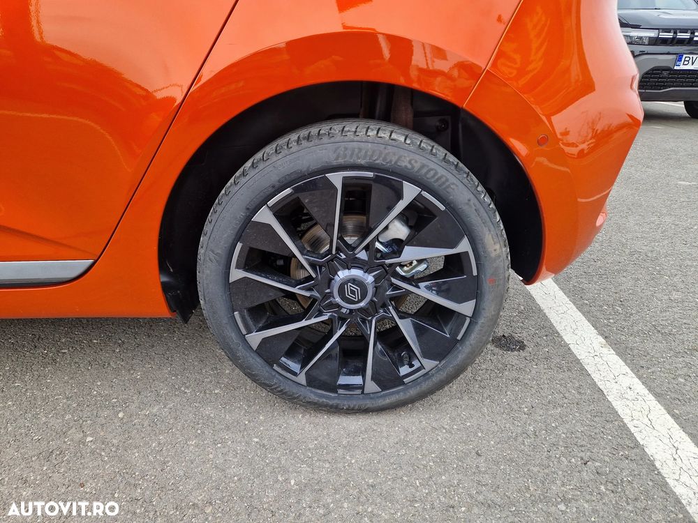 Renault Clio V TCe 90 Esprit Alpine - 11