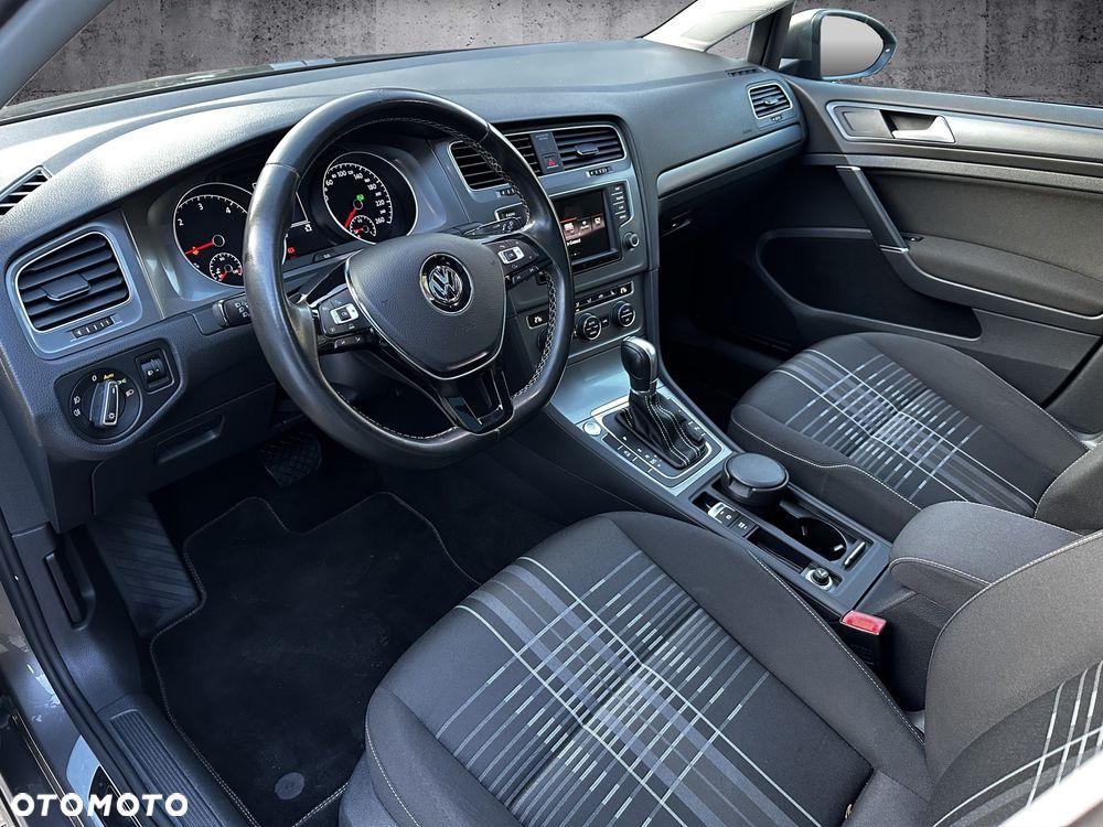 Volkswagen Golf 1.6 TDI BlueMotion Technology DSG Lounge - 7