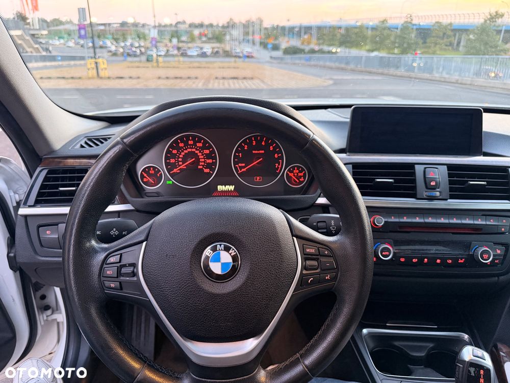 BMW Seria 3 - 11