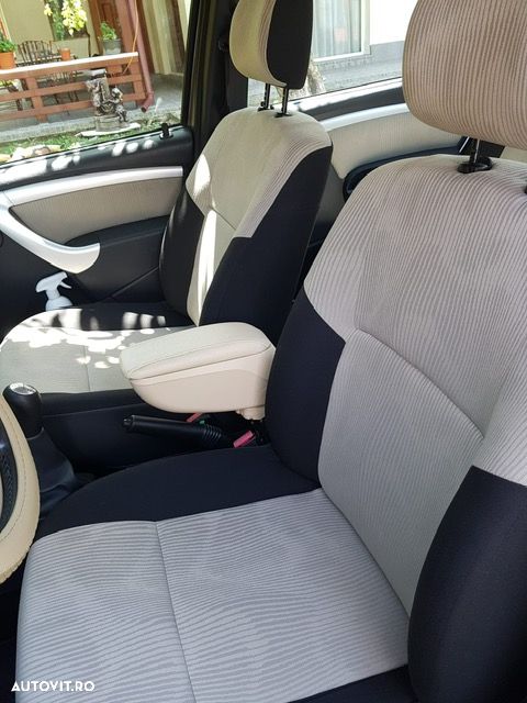 Dacia Logan K90 1.6 16v Laureate - 7