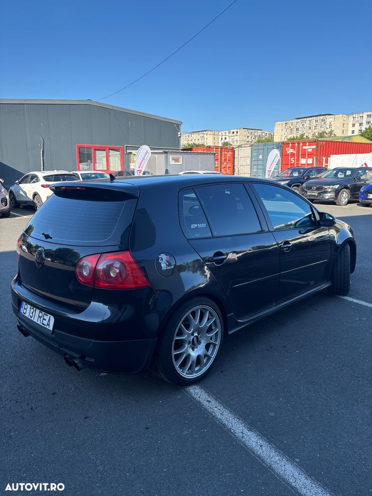 Volkswagen Golf 2.0 FSI GTI - 6