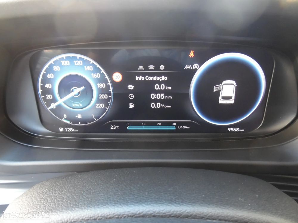 Hyundai i20 - 12