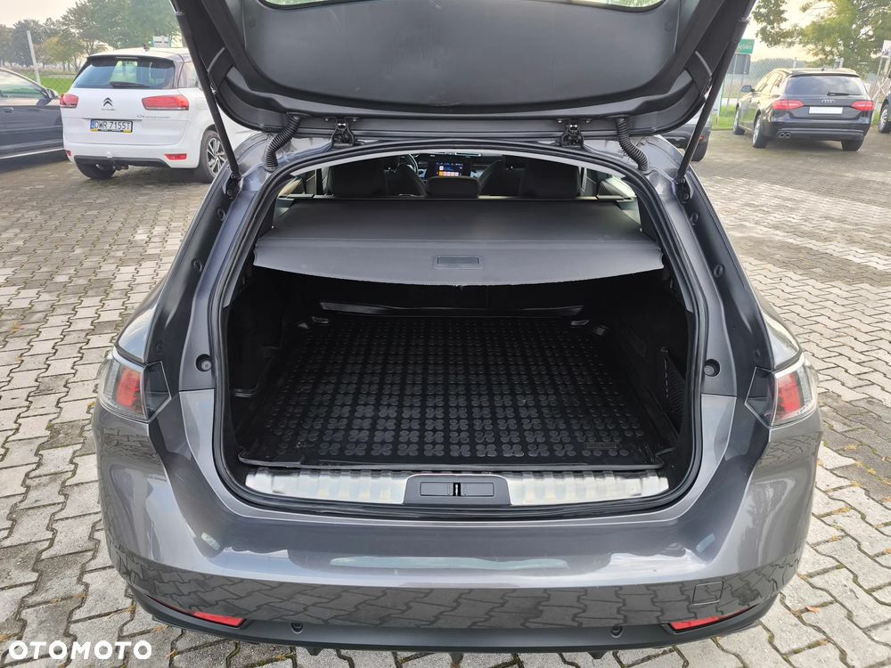 Peugeot 508 1.5 BlueHDi Allure S&S EAT8 - 12