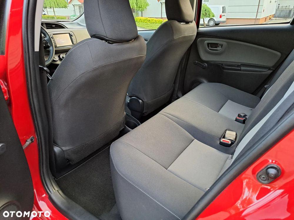 Toyota Yaris 1.0 Premium EU6 - 16