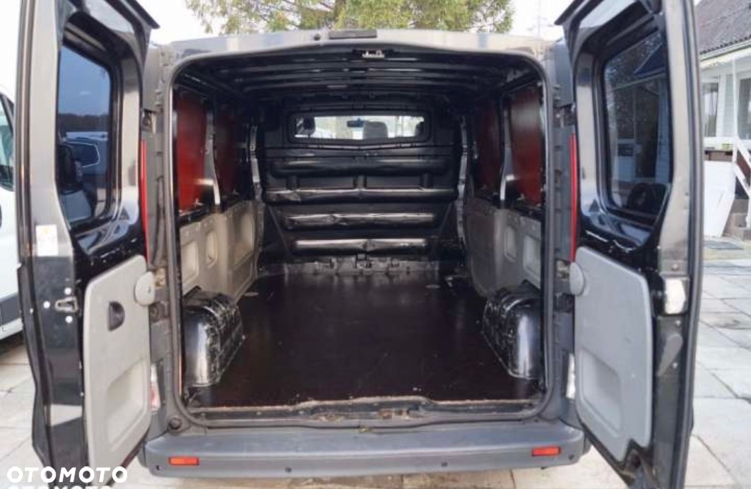 Renault Trafic - 8