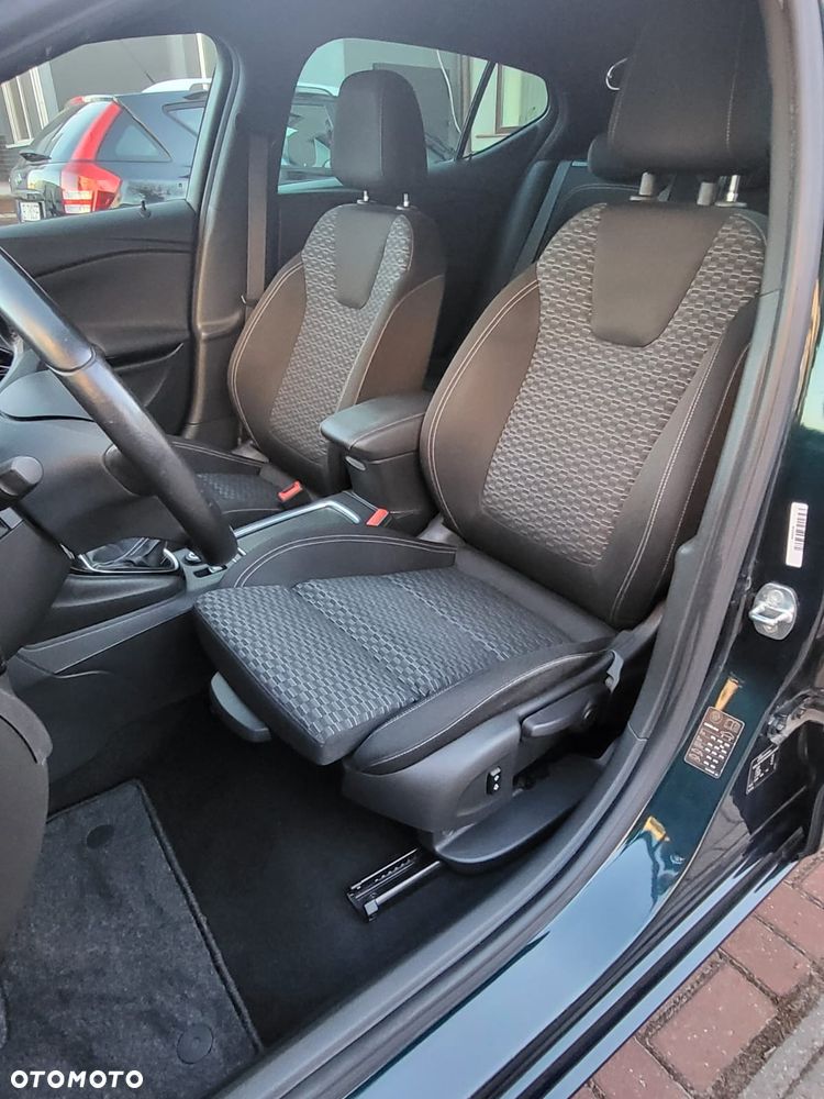 Opel Astra 1.6 D (CDTI) Dynamic - 25