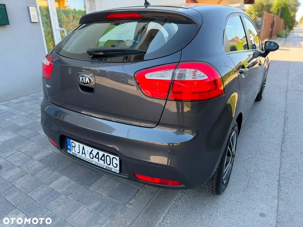 Kia Rio 1.2 XL - 6