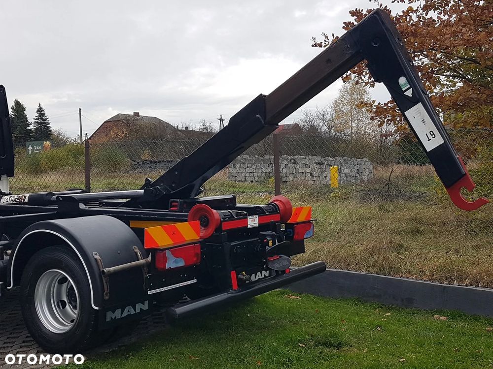 MAN TGL 12.220 HAKOWIEC 4x2 KLIMA HAKOWIEC DO KONTENERÓW - 35
