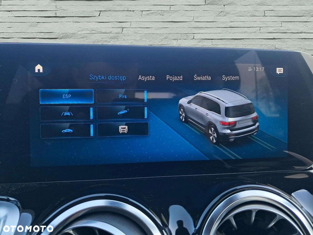 Mercedes-Benz GLB 200 AMG Line 7G-DCT - 18