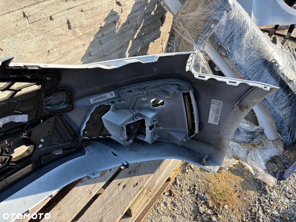 Zderzak przedni  Audi A4 S4 B9 lift 2019- - 6