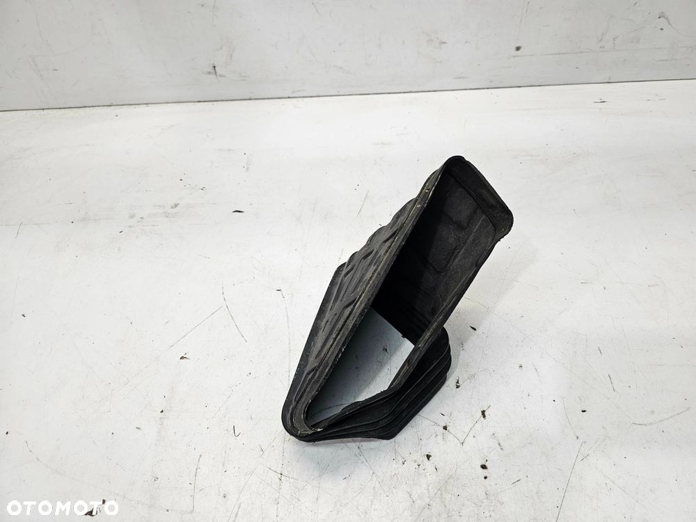 WLOT DOLOT POWIETRZA AUDI Q5 8R 8R0129739 - 5