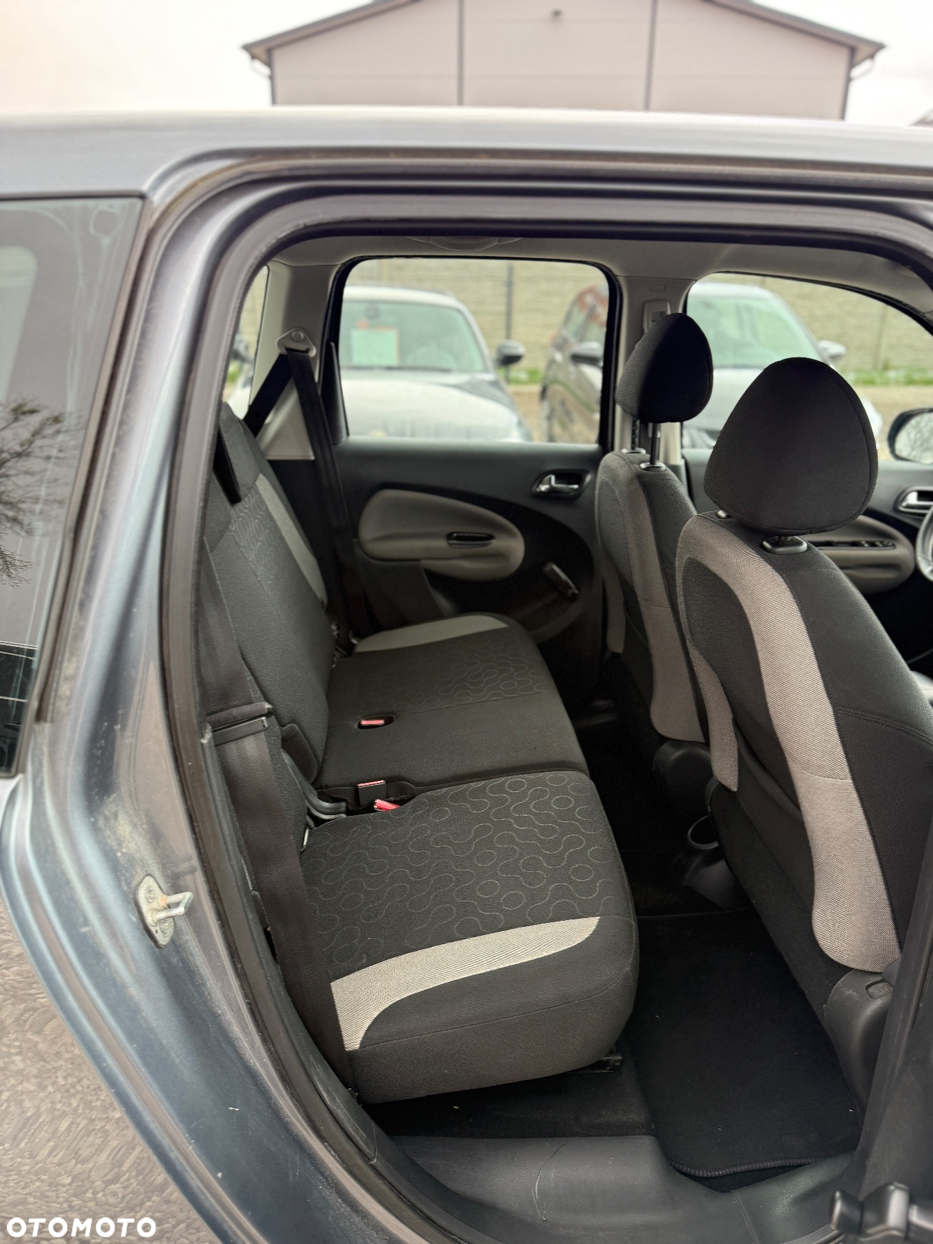 Citroën C3 Picasso 1.4i Attraction - 6