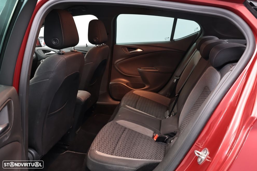 Opel Astra 1.5 D GS Line S/S - 24