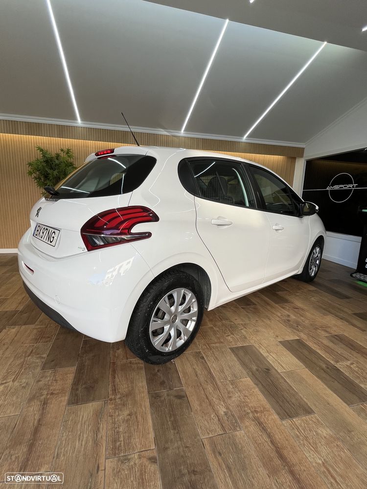 Peugeot 208 Hdi Pack Premium 100cv - 38