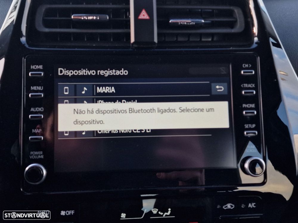 Toyota Prius 1.8 Plug-In Luxury+Pele - 45