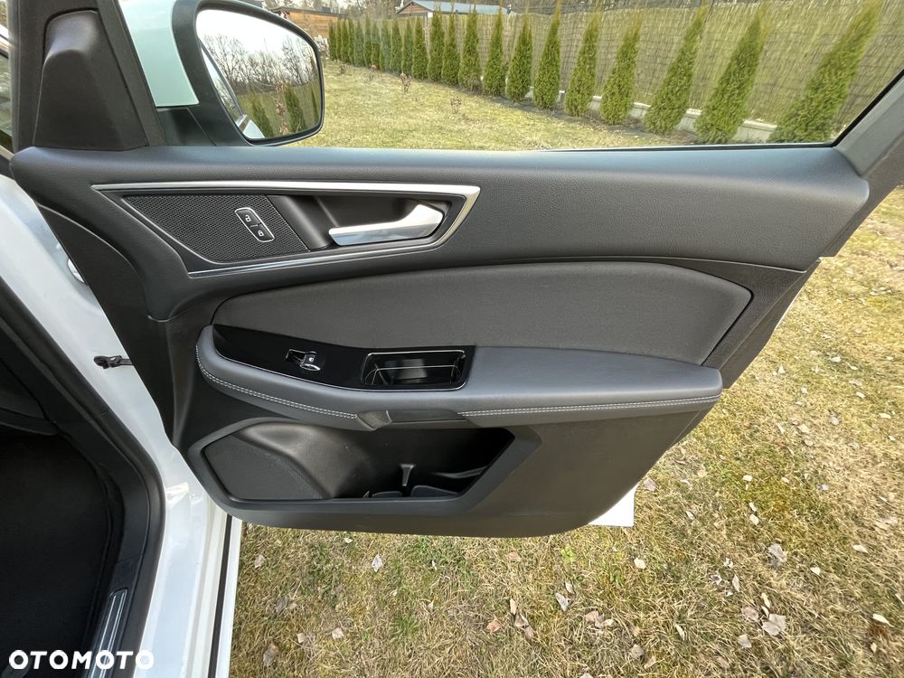 Ford S-Max 2.0 EcoBlue Titanium - 15