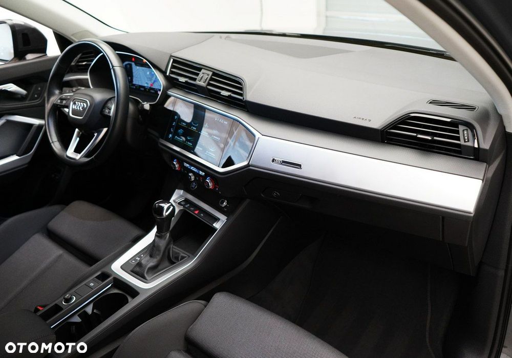 Audi Q3 - 16