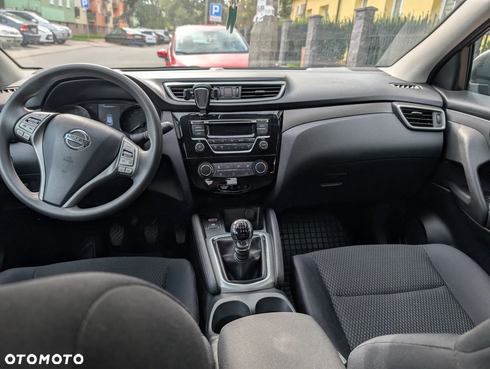 Nissan Qashqai 1.2 DIG-T Visia - 2