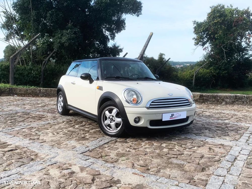 MINI 3 Portas Cooper - 1