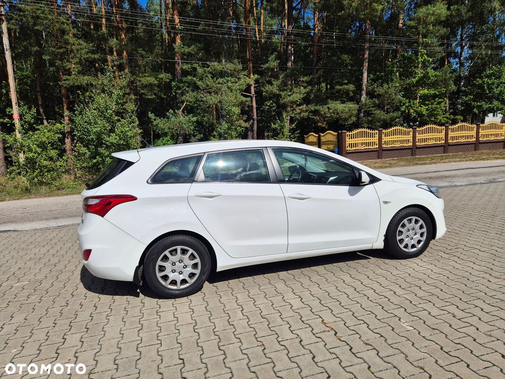 Hyundai i30 1.6 CRDi Comfort - 12