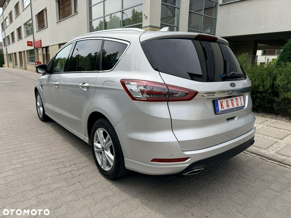 Ford S-Max - 9