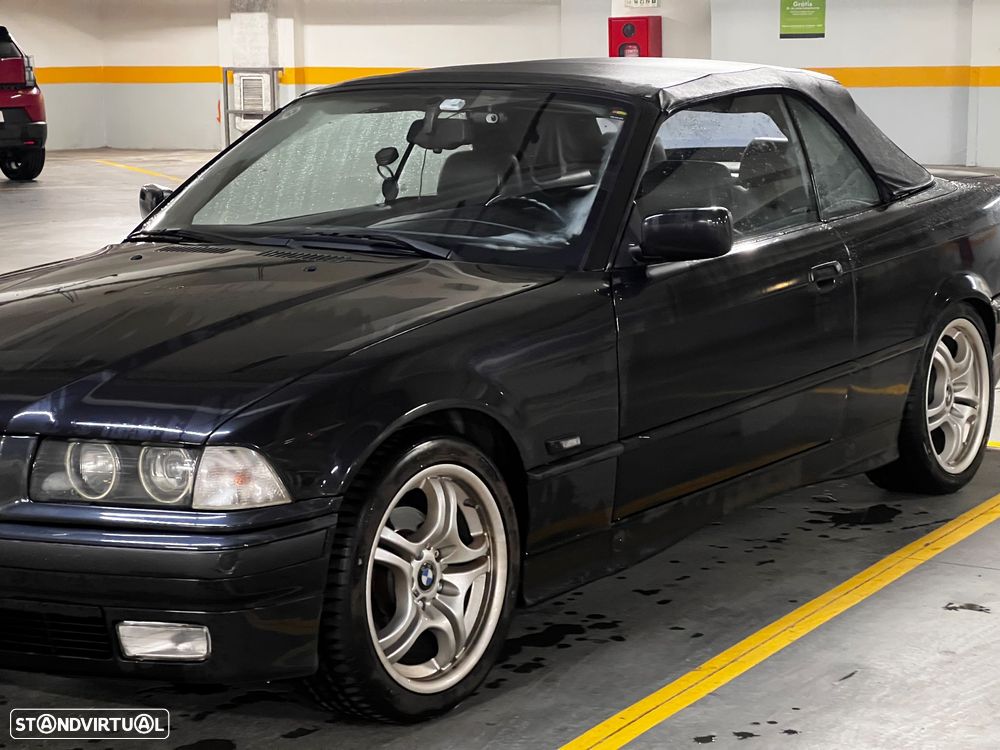 BMW 320 i Touring - 5