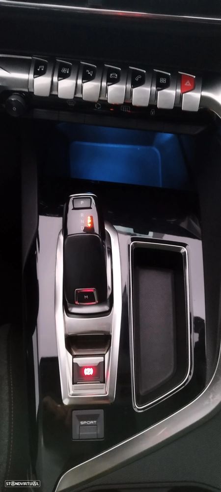 Peugeot 3008 BlueHDi 130 Stop & Start EAT8 Allure - 10