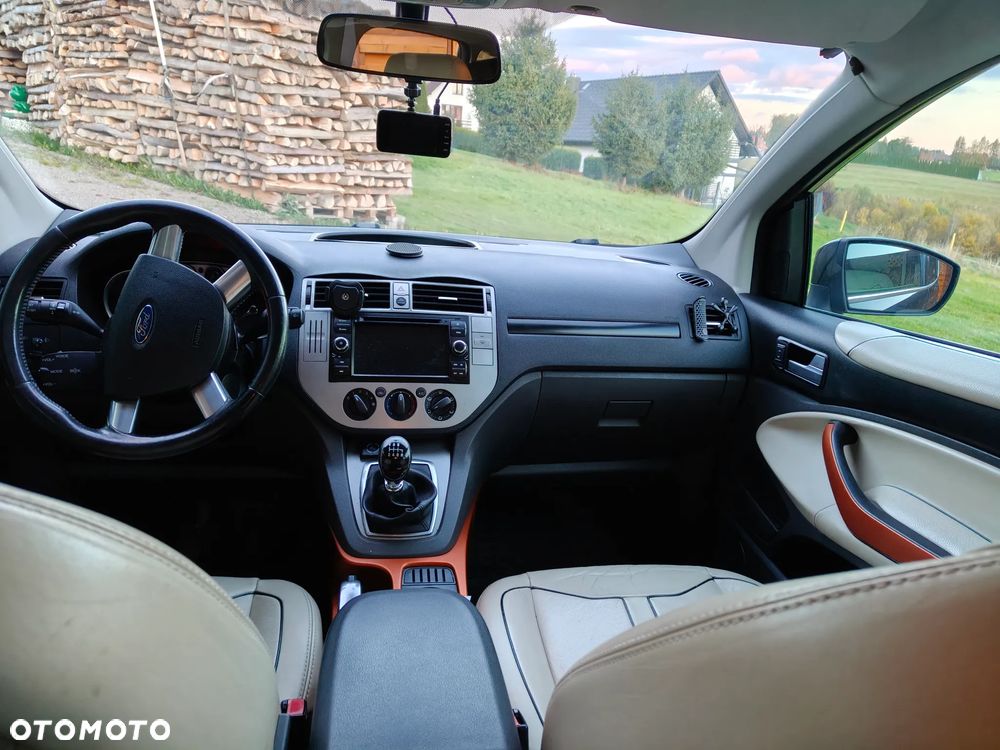 Ford Kuga 2.5 Individual - 9