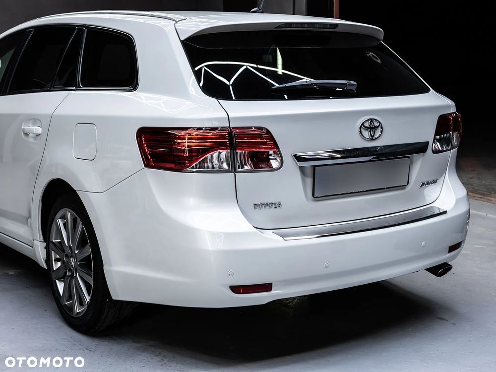 Toyota Avensis 2.0 Business Edition - 9