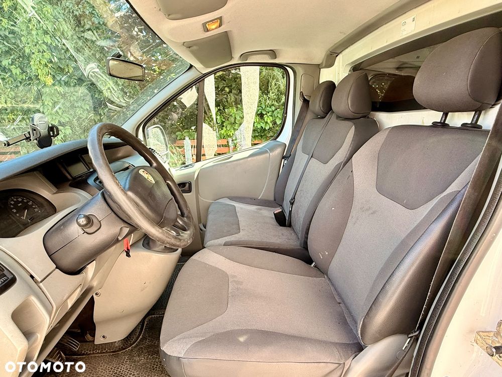 Renault Trafic - 8