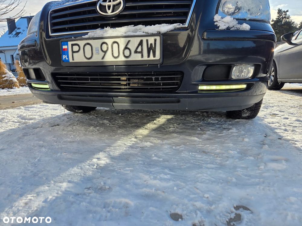 Toyota Avensis 2.2 D-4D Sol - 7