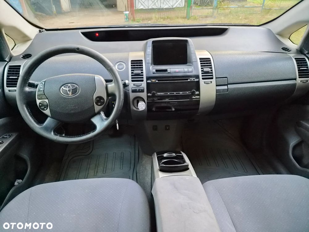 Toyota Prius 1.5 VVT-i Prestige - 18
