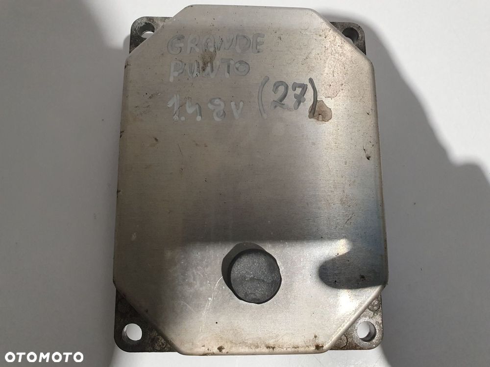 STEROWNIK SILNIKA komputer Fiat Punto Evo 1.4 8V ECU 51868974 - 3