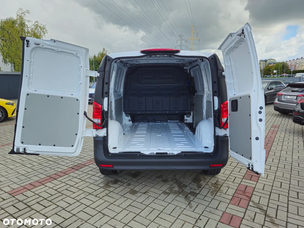 Mercedes-Benz Vito - 10