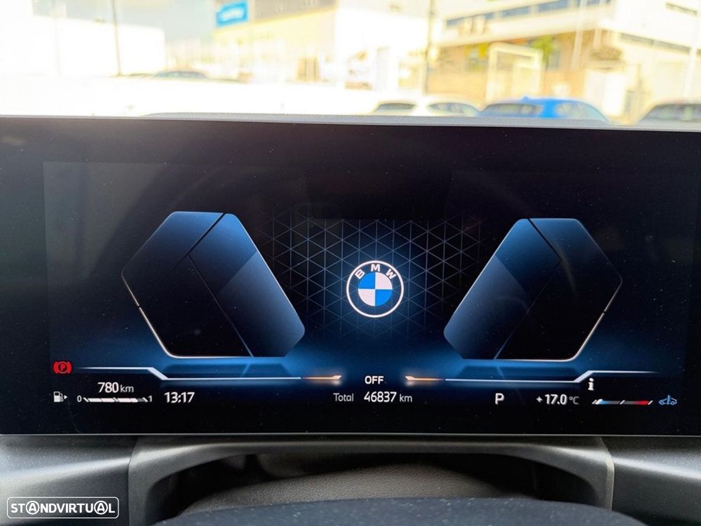 BMW 320 d Pack Desportivo M Auto - 15