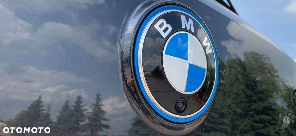 BMW iX xDrive50 - 18
